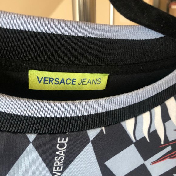Authentic VERSACE JEANS Women's Sweater Medium - Picture 3 of 4